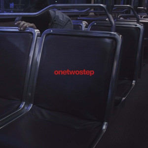 与朋友高级会所操富婆
